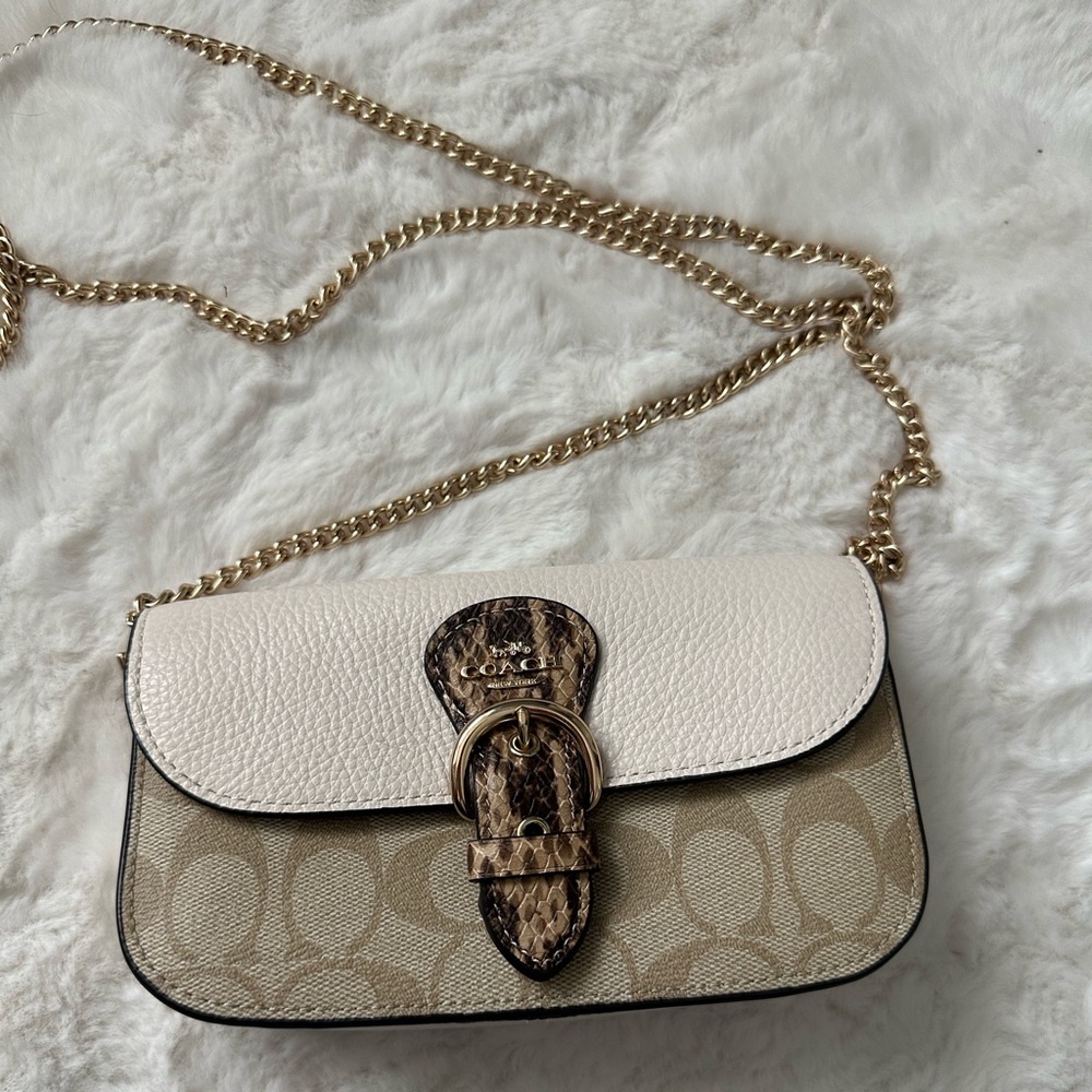 New Kleo Crossbody In Blocked Signature Canvas Coach